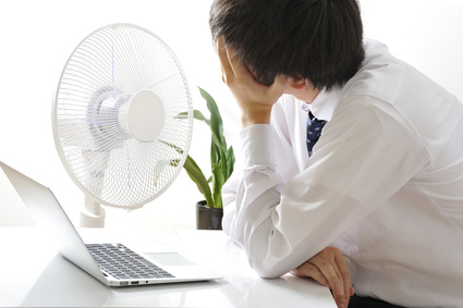 Kakšne so zakonske omejitve glede temperature na delovnem mestu?